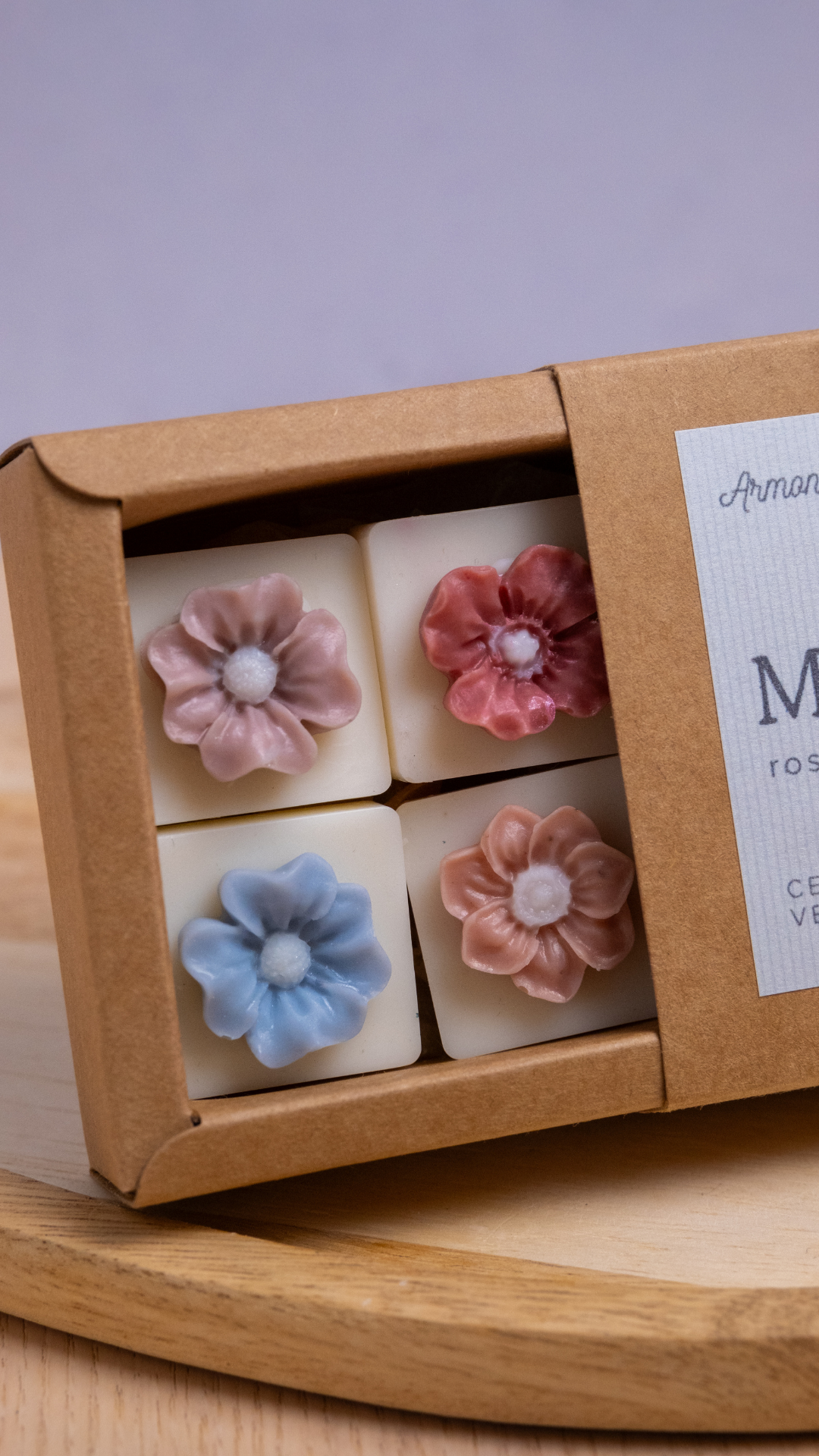 Materna • rosa, peonia, ambra