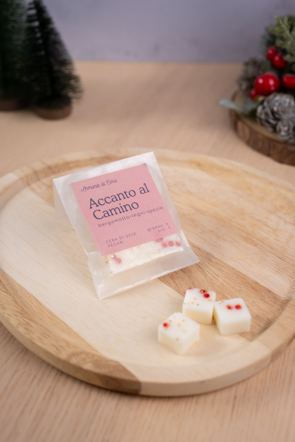 Accanto al Camino • bergamotto, legni, spezie
