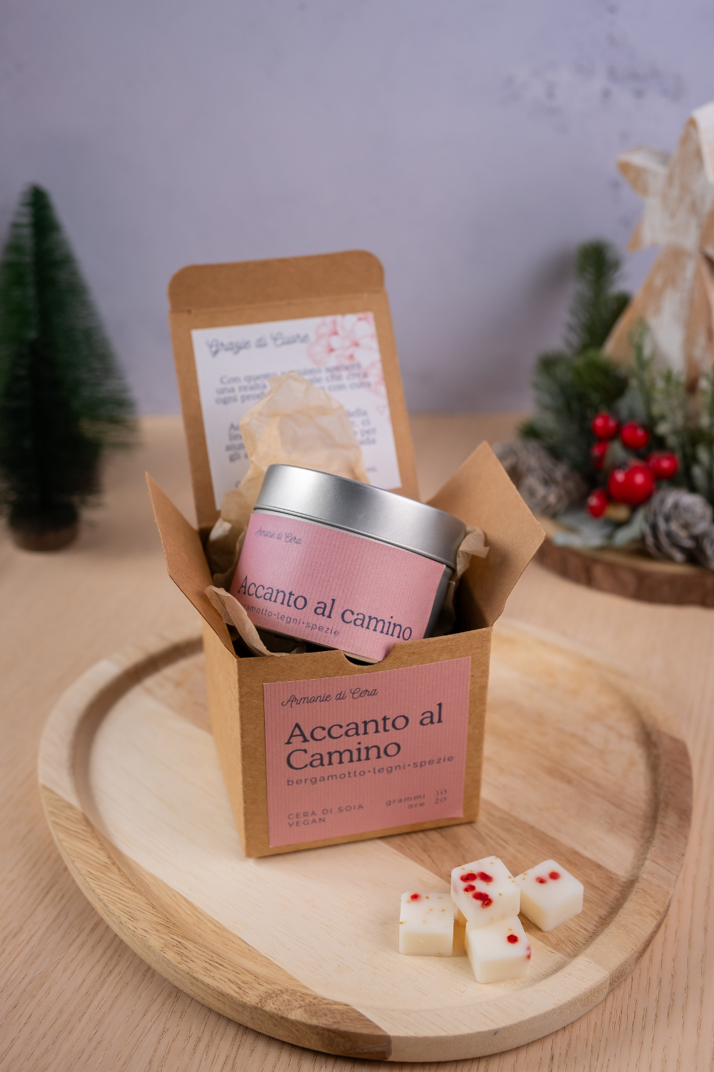 Accanto al Camino • bergamotto, legni, spezie