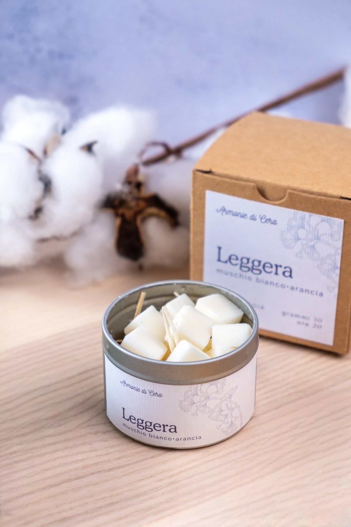Leggera • muschio bianco e arancia