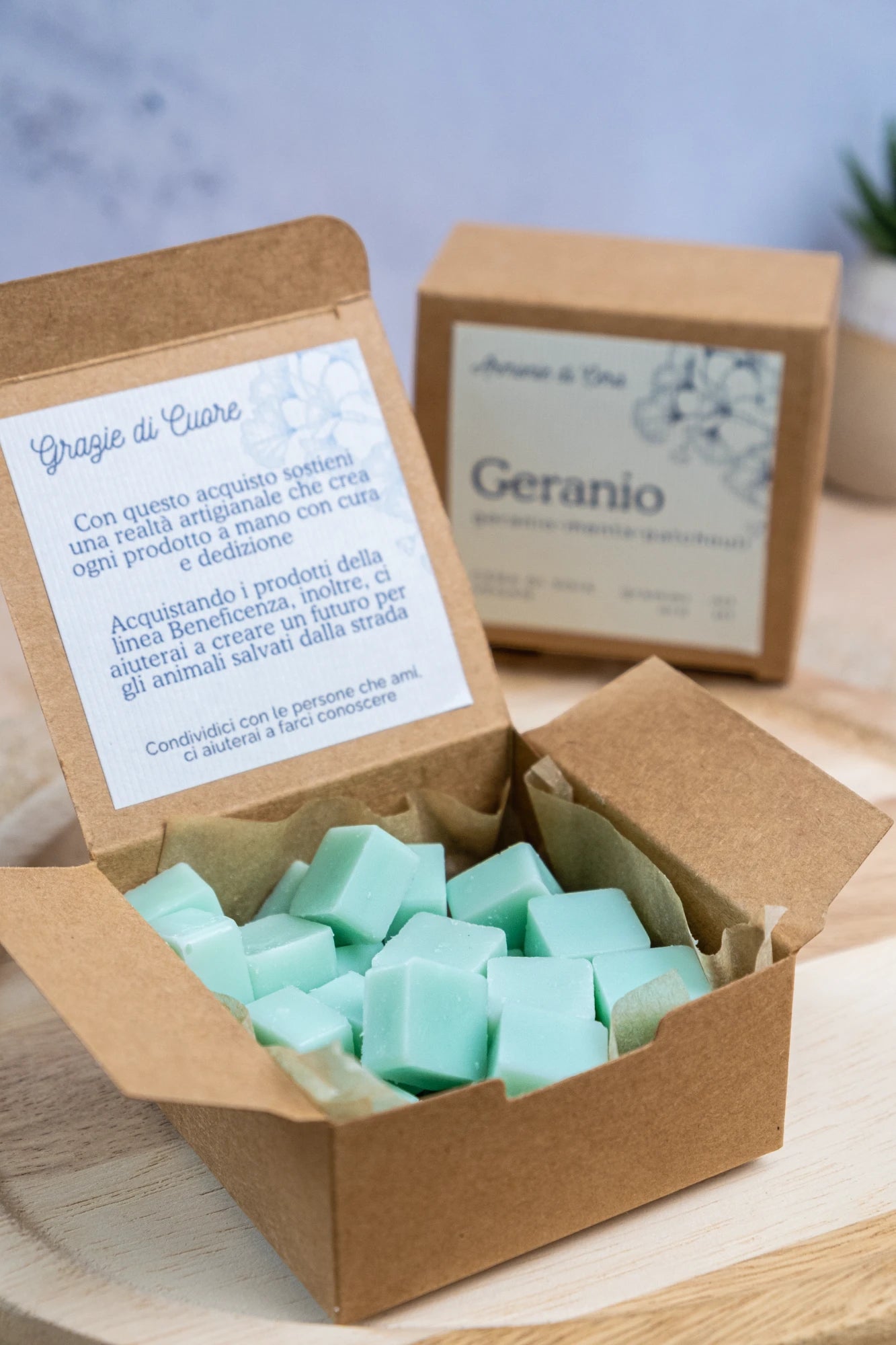 Geranio • geranio, menta e patchouli